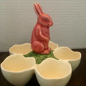 Pink Easter Bunny BORDALLO PINHEIRO with five egg cups